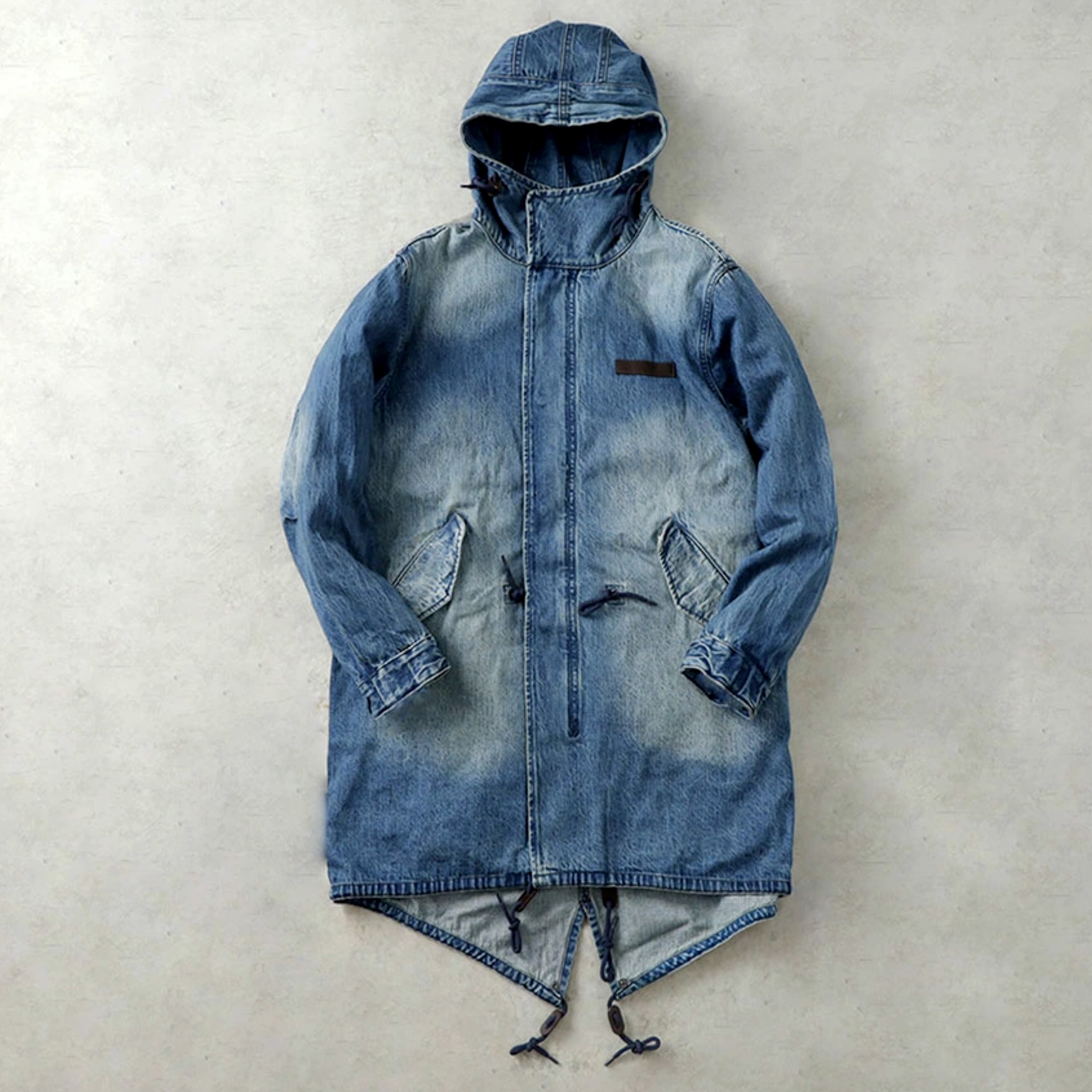 名作ミリタリーコートをデニム仕様に!アメカジの魅力が詰まった魅惑の1